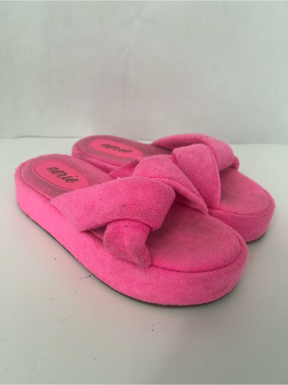 aerie Bubblegum Pink Plush Knot Slide Sandals